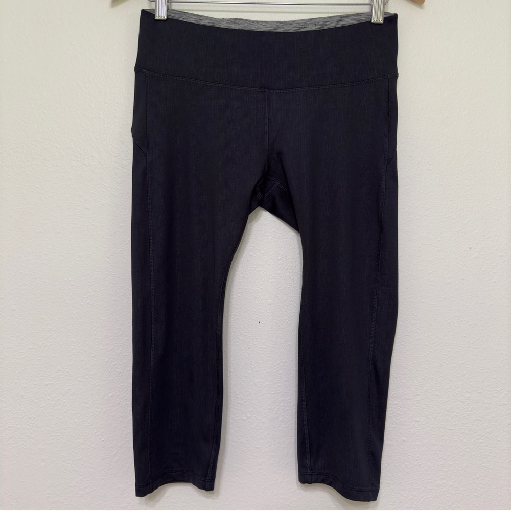 PONY Black Dry Wicking Active Training Biking Women’s Capris Leggings, M